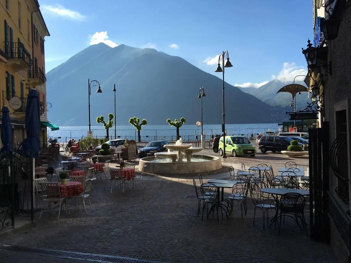 Una Mansarda Sul Lago Di Como