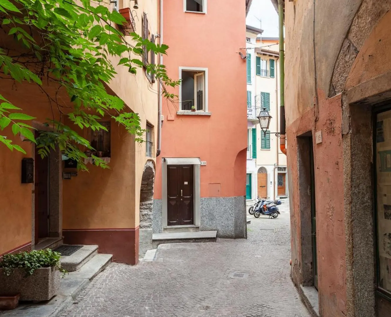Una Mansarda Sul Lago Di Como 0*,